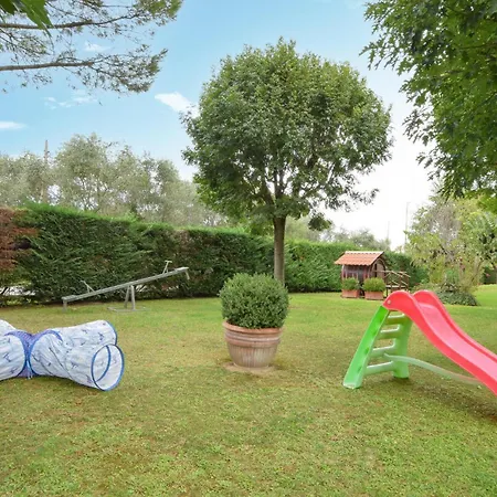 Apartment Cozy In Castiglione Del Castiglione del Lago